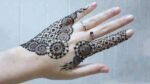 alt="Simple-Mehndi-Design"