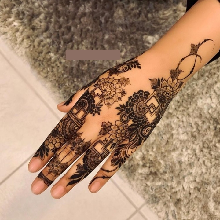 Henna Mehndi Design for Back Hand