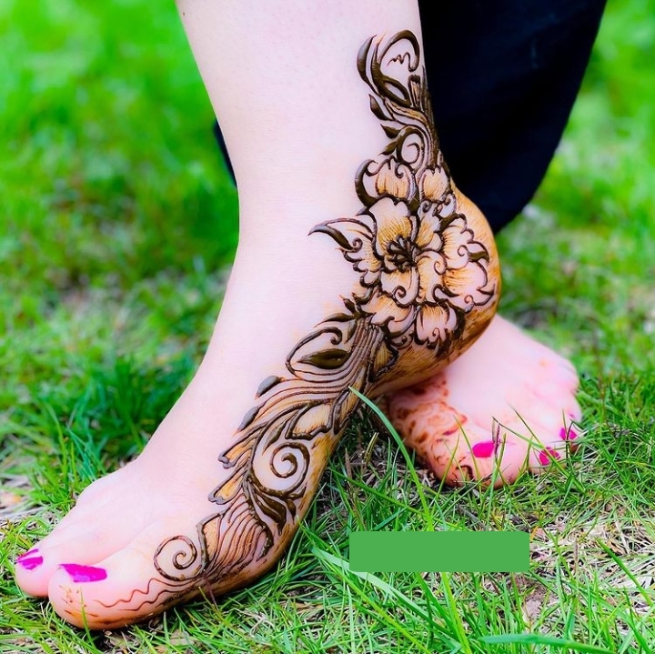New Foot Mehandi Design