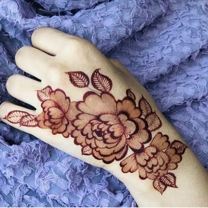 Henna Flower Design