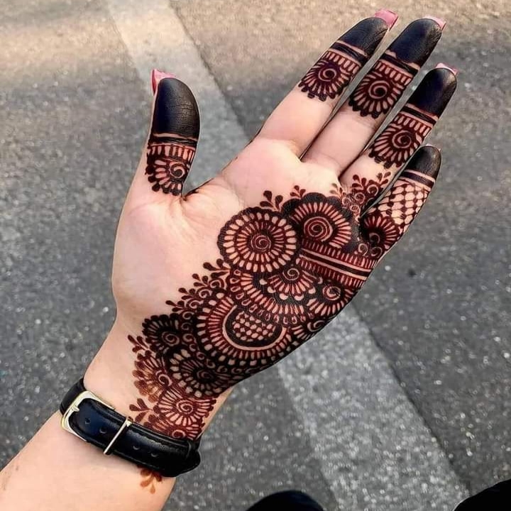 Arabic Mehndi Front Hand