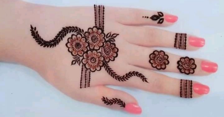 Neuestes Henna-Design