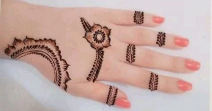 Pinakabagong disenyo ng henna