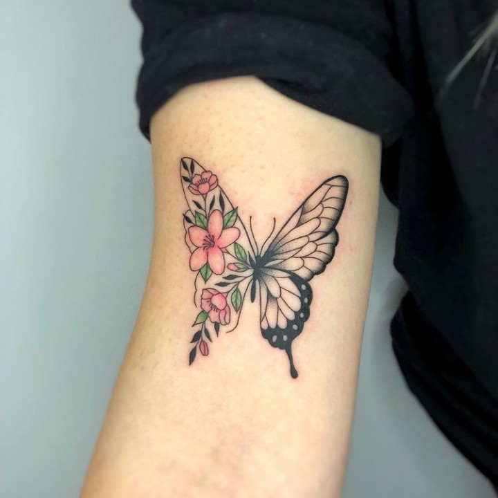 бабочка татуировки