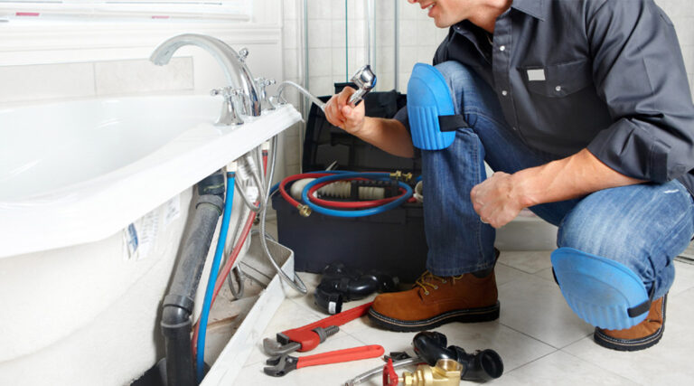 Eco-Friendly Plumbing Solutions: Reducing Your Carbon Footprint at Home