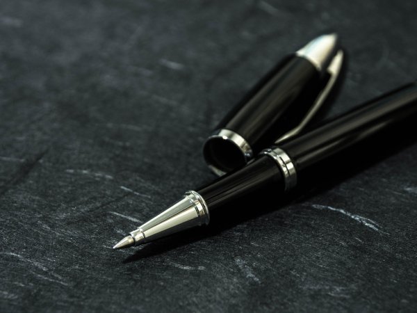 Why Luxury Rollerball Pens Are A Must For Any Writing Enthusiast